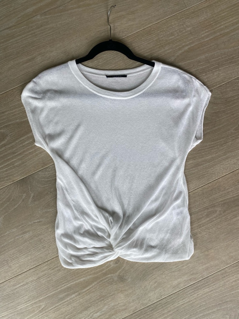 T Tahari White Twist Front Short Sleeve Mesh Top